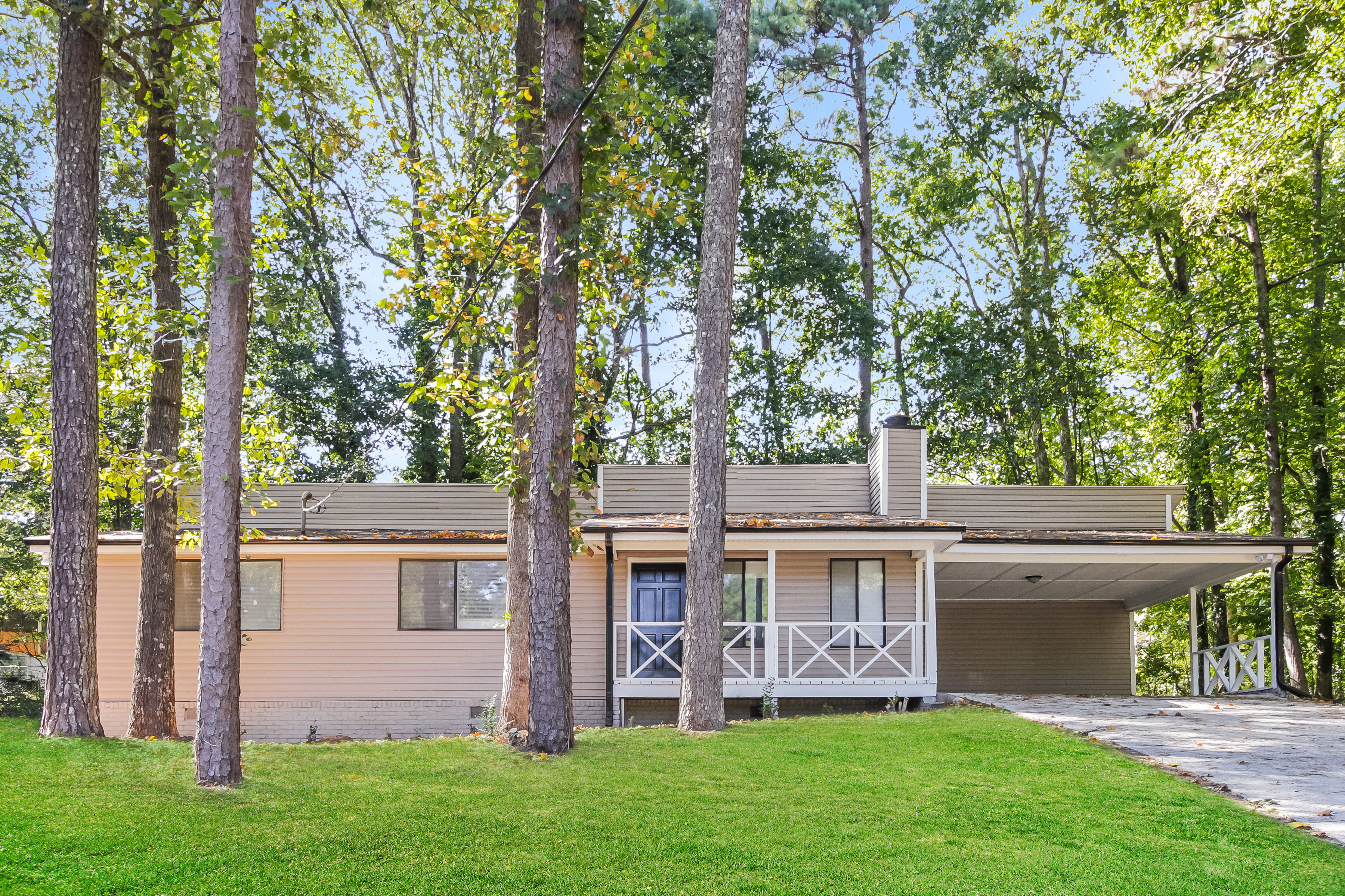 2085 SWAN CT Riverdale, GA 30296